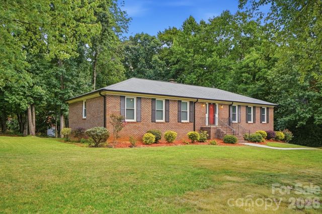 701 Blue Rock Drive, Charlotte, NC 28213