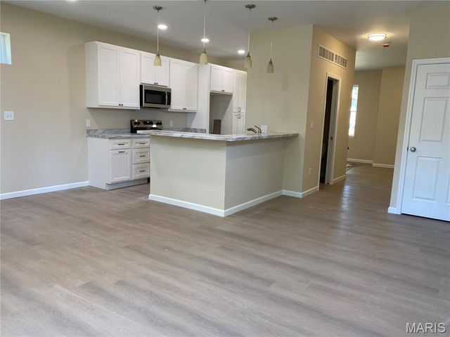 6516 Etzel Avenue, University City, MO 63130