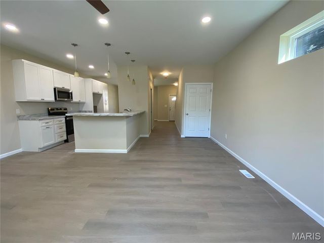 6516 Etzel Avenue, University City, MO 63130