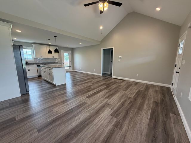 140 Gracelynn Circle, Harrodsburg, KY 40330