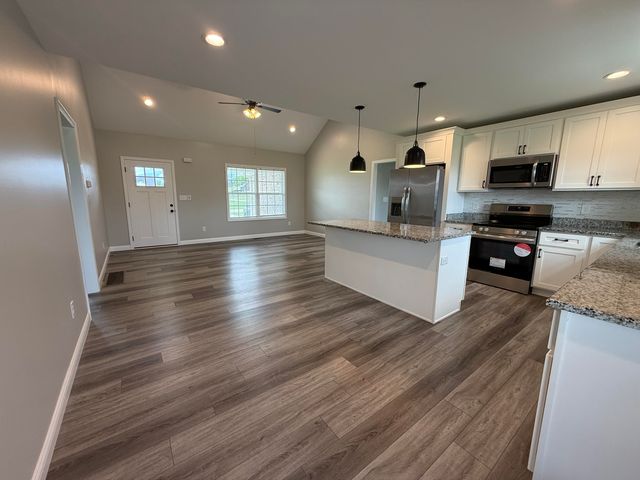 140 Gracelynn Circle, Harrodsburg, KY 40330
