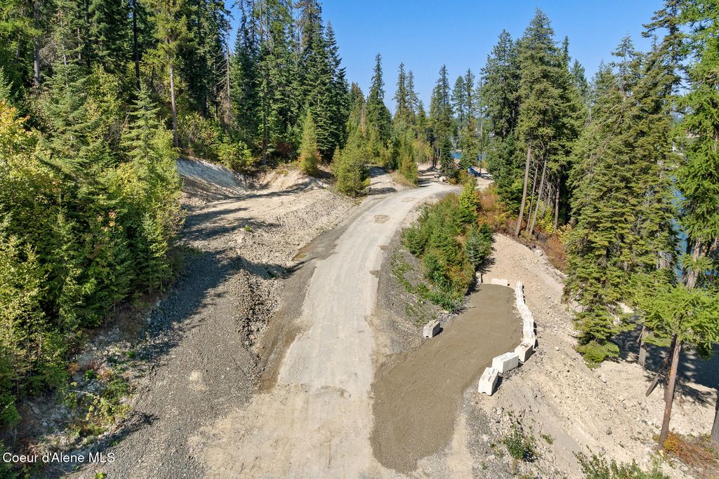 202 S Millview Lane, Coeur d'Alene, ID 83814 photo 10