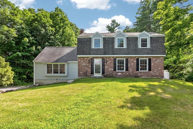 99 Stage Road, Hampstead, NH 03841
