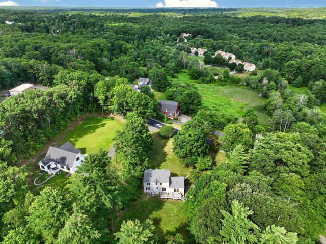 99 Stage Road, Hampstead, NH 03841