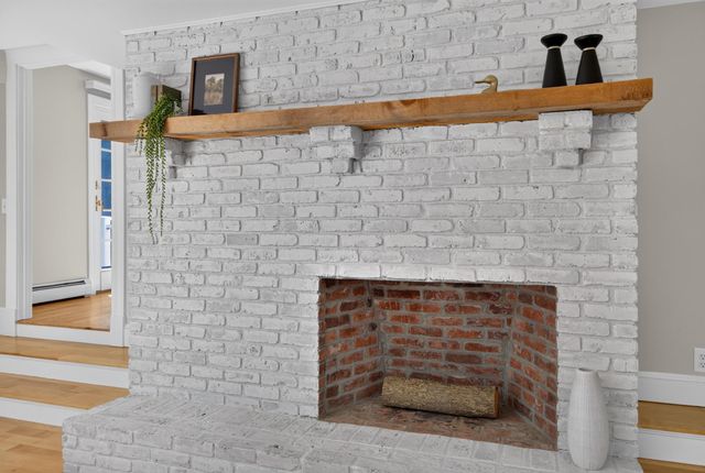 99 Stage Road, Hampstead, NH 03841