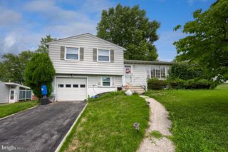 3605 ORCHARD CT, Reading, PA 19606