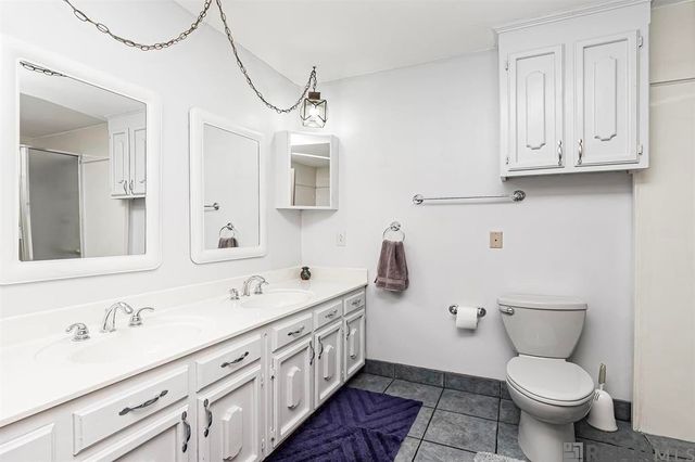 8523 Briarwood Pl, Baton Rouge, LA 70809