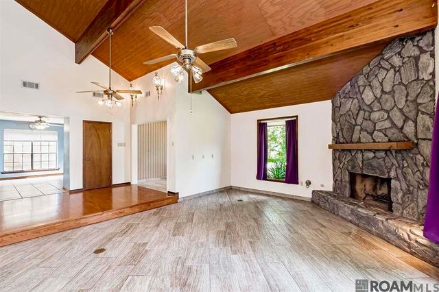 8523 Briarwood Pl, Baton Rouge, LA 70809