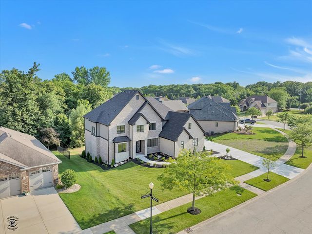 12707 Berkshire Drive, Mokena, IL 60448