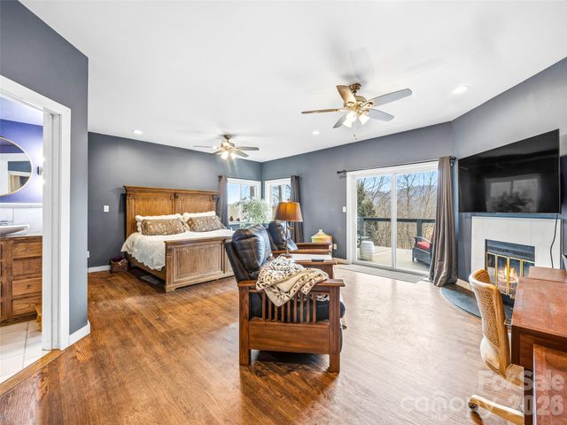 198 Brooks Branch Road, Leicester, NC 28748