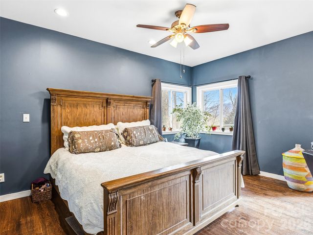 198 Brooks Branch Road, Leicester, NC 28748