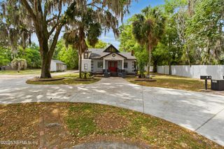 6878 LENOX Avenue, Jacksonville, FL 32205