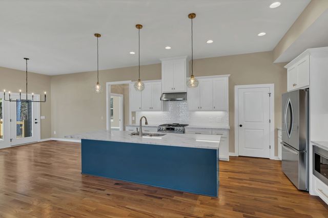 211 Beechwood Court, W, Pegram, TN 37143