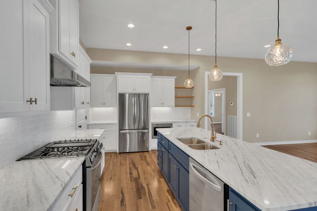 211 Beechwood Court, W, Pegram, TN 37143