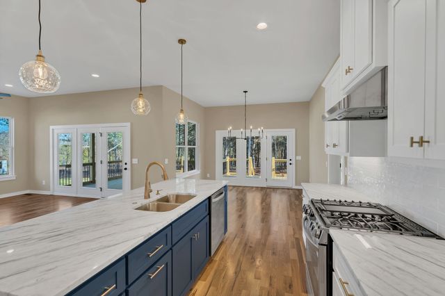 211 Beechwood Court, W, Pegram, TN 37143