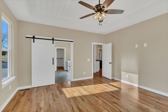 211 Beechwood Court, W, Pegram, TN 37143