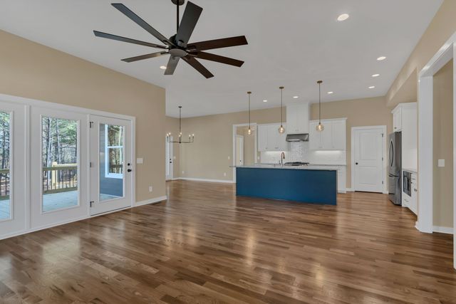 211 Beechwood Court, W, Pegram, TN 37143