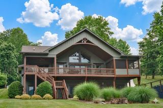 577 Beech Cove Drive, Hiawassee, GA 30546