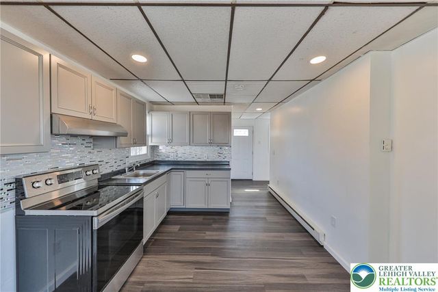 1130 Pembroke Road 2, Bethlehem City, PA 18017