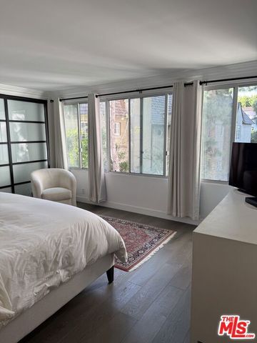 865 Comstock Avenue 3E, Los Angeles, CA 90024