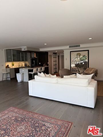 865 Comstock Avenue 3E, Los Angeles, CA 90024