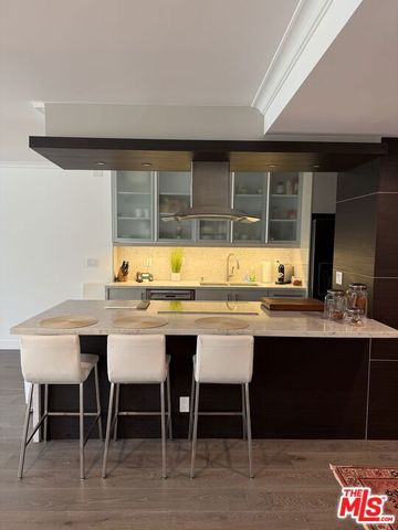 865 Comstock Avenue 3E, Los Angeles, CA 90024