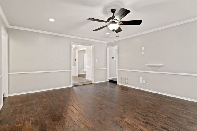 2005 Prince John Drive, Grand Prairie, TX 75050