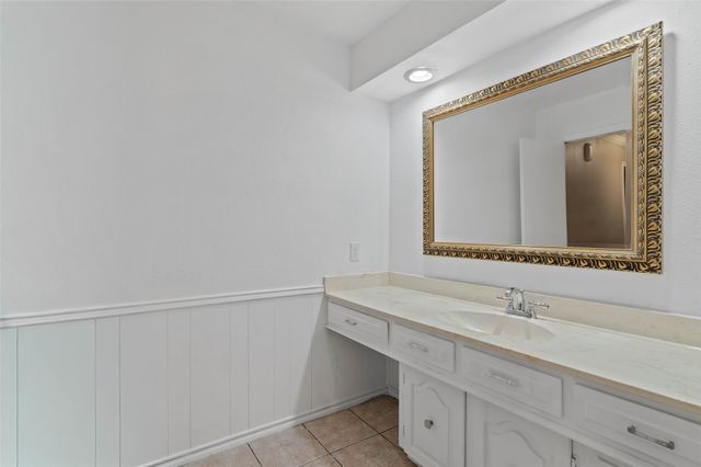 2005 Prince John Drive, Grand Prairie, TX 75050