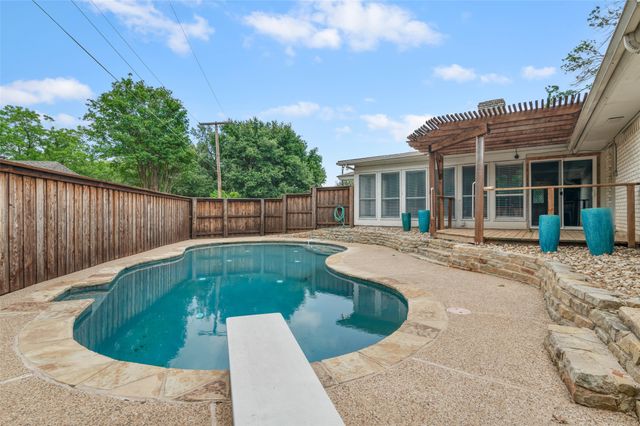 2005 Prince John Drive, Grand Prairie, TX 75050