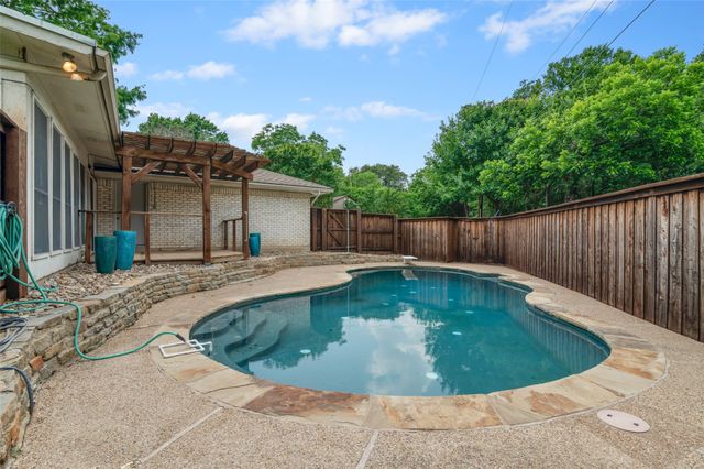 2005 Prince John Drive, Grand Prairie, TX 75050