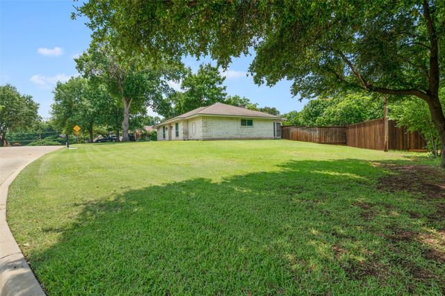 2005 Prince John Drive, Grand Prairie, TX 75050
