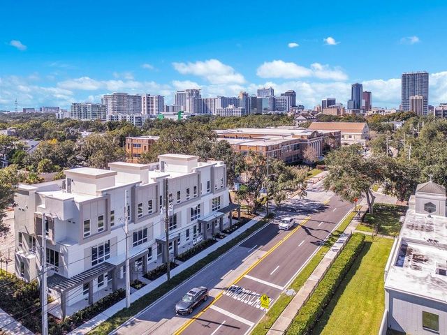 1004 E ROBINSON, Orlando, FL 32801