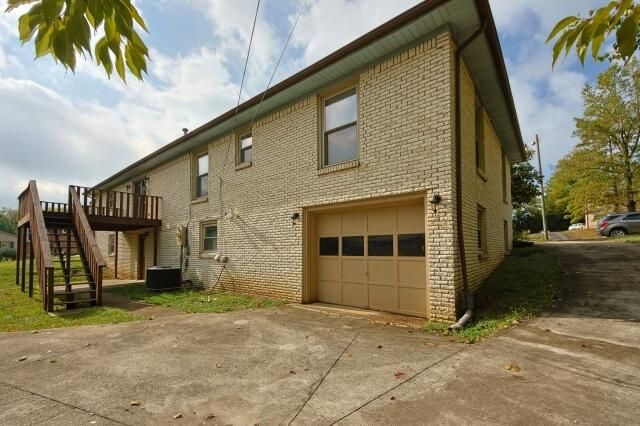 130 Village Court, Winchester, KY 40391