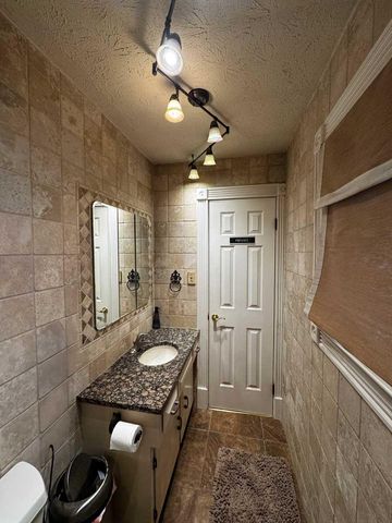 5028 Ashgrove Pike, Nicholasville, KY 40356