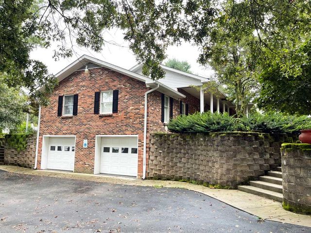 5028 Ashgrove Pike, Nicholasville, KY 40356