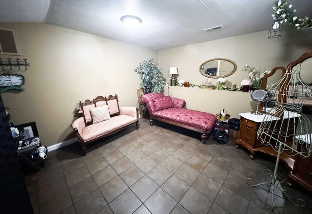 5028 Ashgrove Pike, Nicholasville, KY 40356