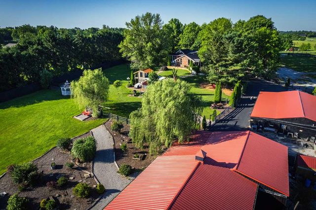 5028 Ashgrove Pike, Nicholasville, KY 40356