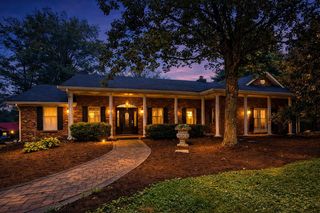 5028 Ashgrove Pike, Nicholasville, KY 40356