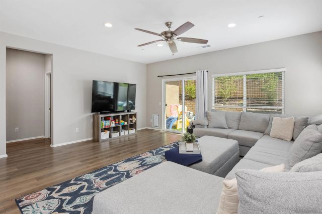 536 Ventasso Way, Fallbrook, CA 92028