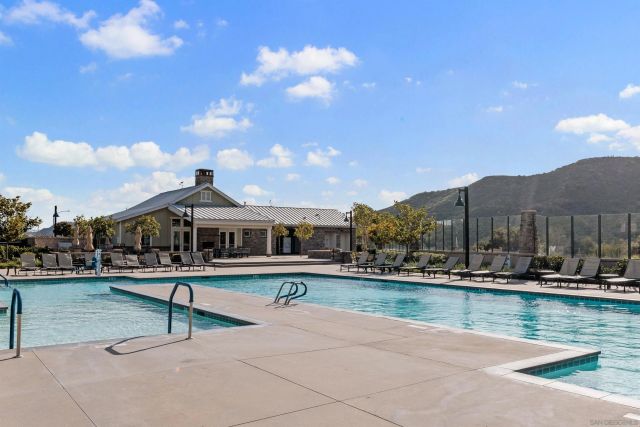 536 Ventasso Way, Fallbrook, CA 92028