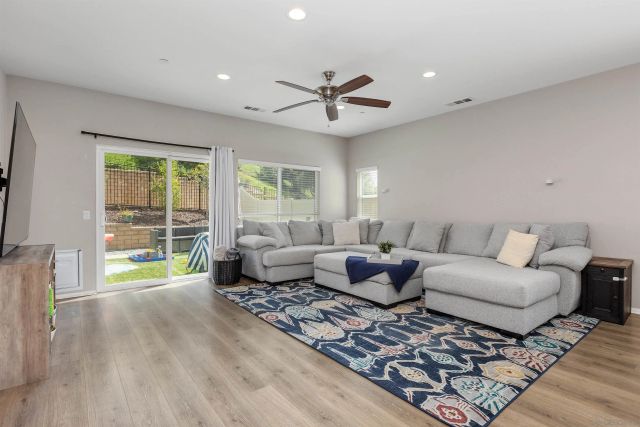 536 Ventasso Way, Fallbrook, CA 92028