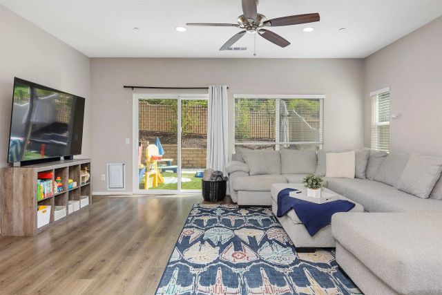 536 Ventasso Way, Fallbrook, CA 92028