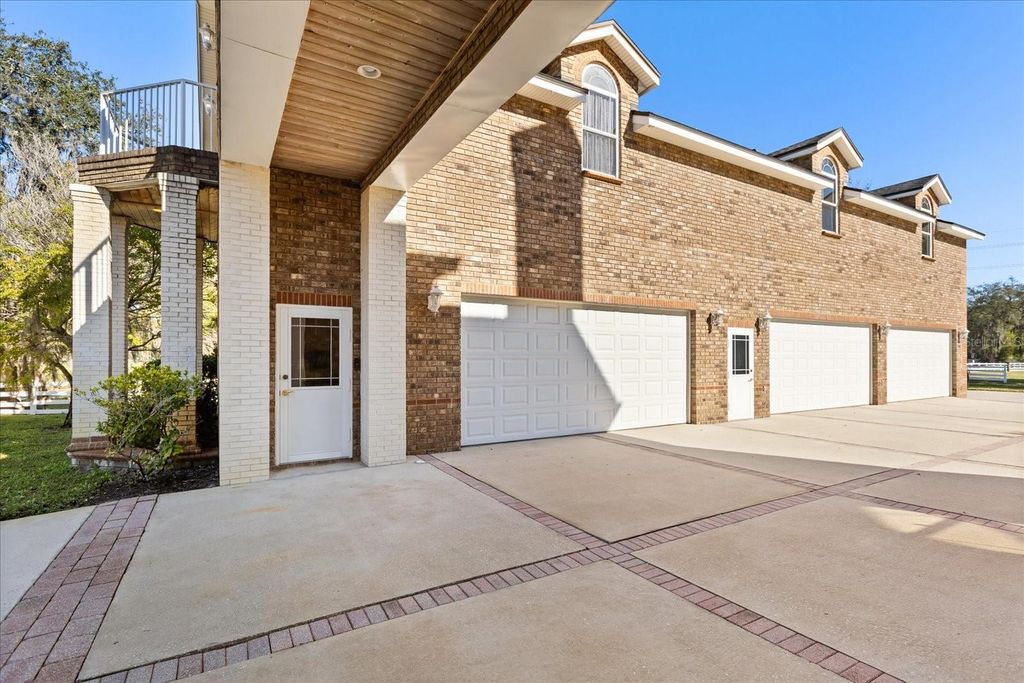 Image 12 of property listing at 1501 LAKE MARKHAM ROAD, Sanford, FL 32771