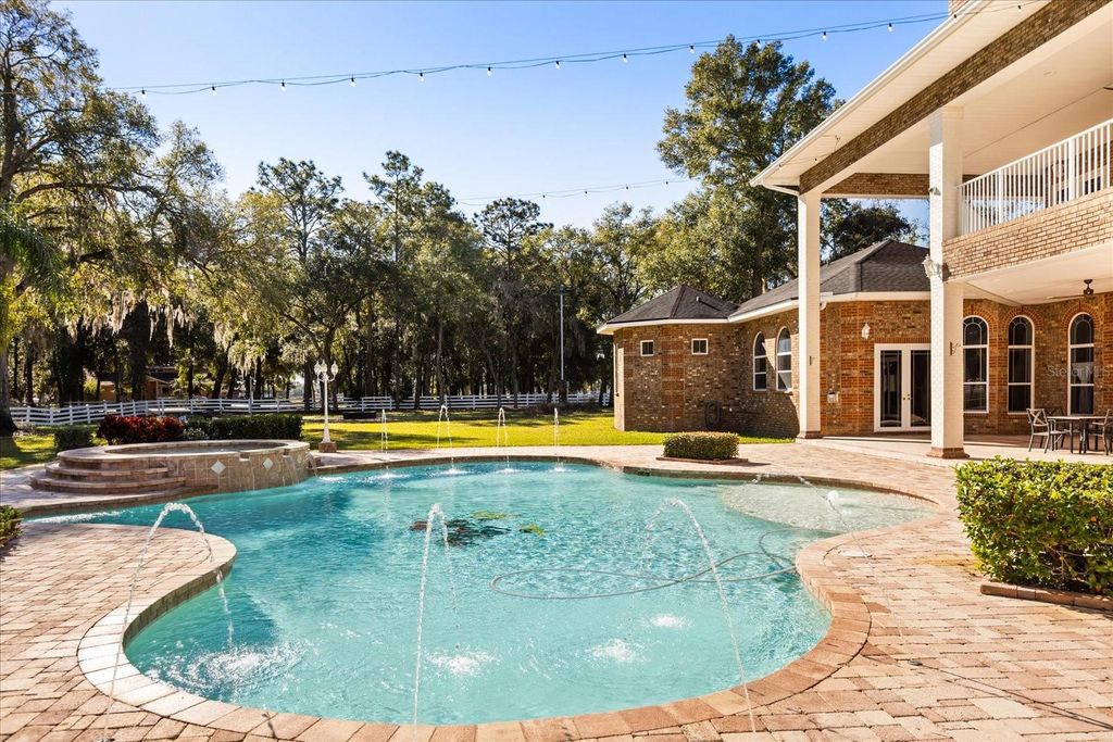 Image 44 of property listing at 1501 LAKE MARKHAM ROAD, Sanford, FL 32771