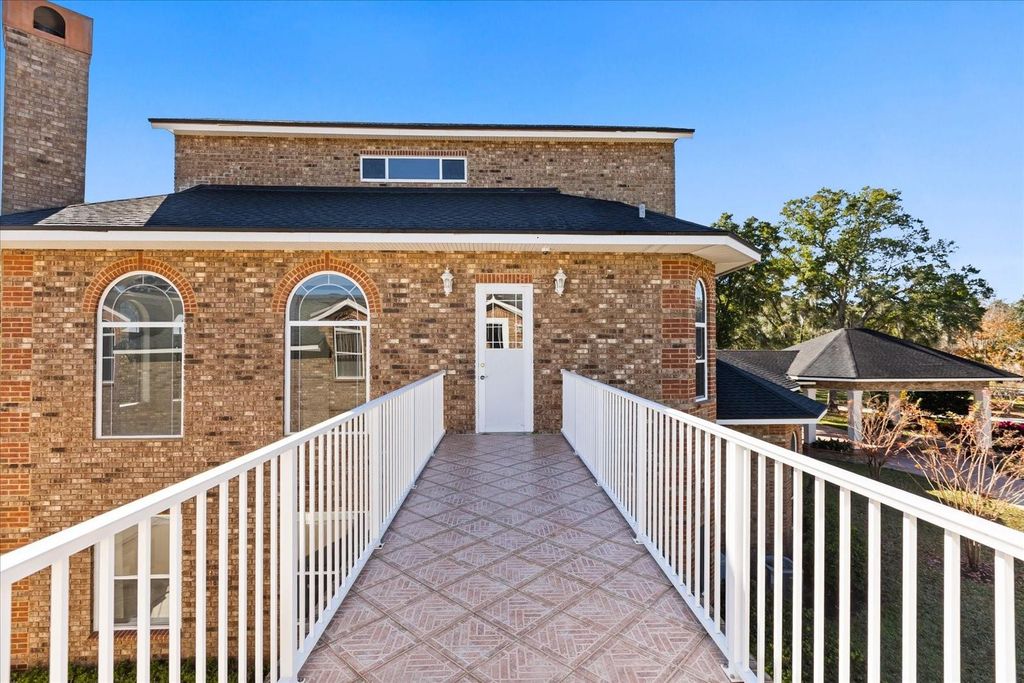 Image 82 of property listing at 1501 LAKE MARKHAM ROAD, Sanford, FL 32771