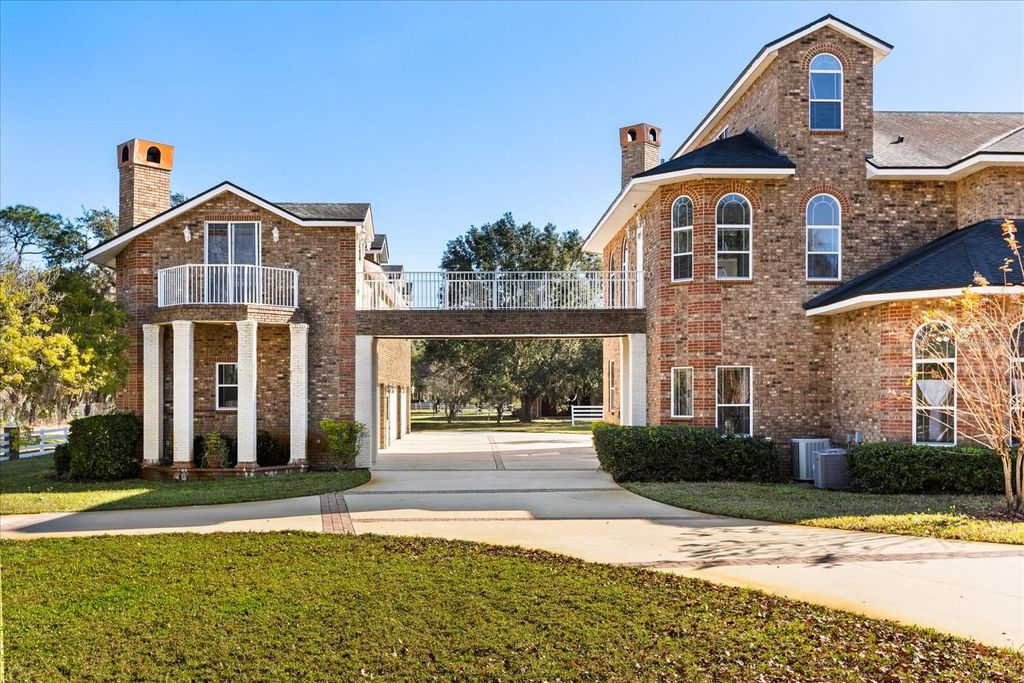 Image 10 of property listing at 1501 LAKE MARKHAM ROAD, Sanford, FL 32771