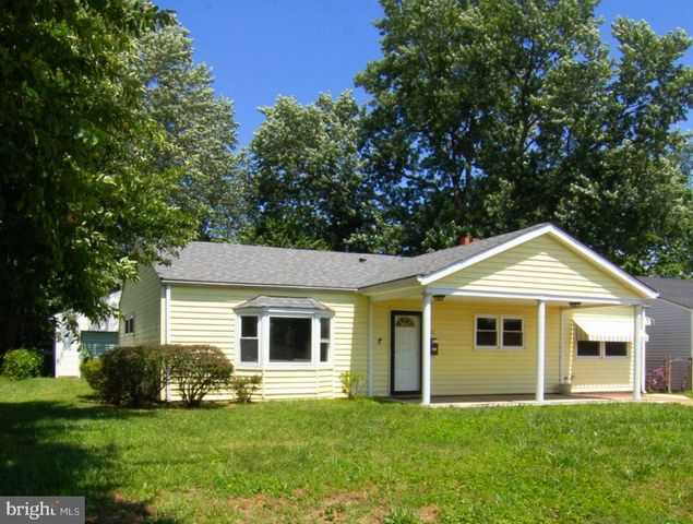 17 WARDOR AVE, New Castle, DE 19720