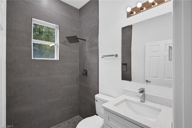 205 Australian DR, Rotonda West, FL 33947