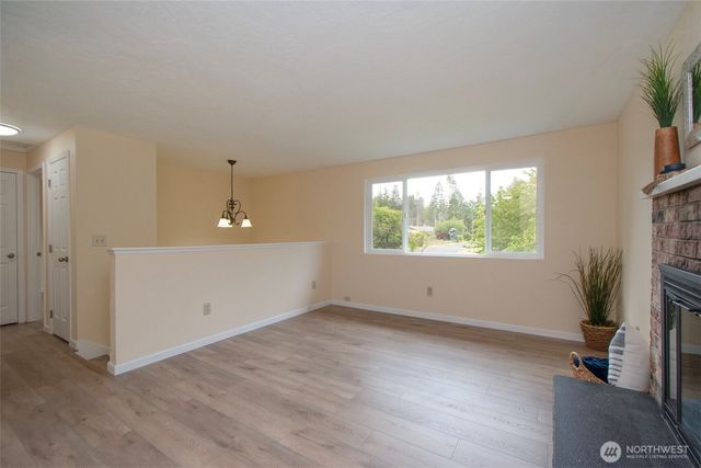 71 Whispering Firs Road, Port Angeles, WA 98363