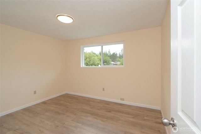 71 Whispering Firs Road, Port Angeles, WA 98363